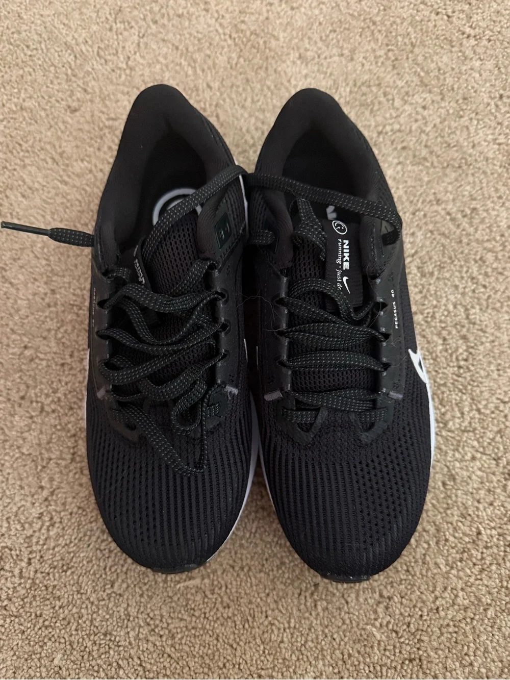 New Women’s Size 5 - Nike Air Zoom Pegasus 40 Black White DV3854 001
